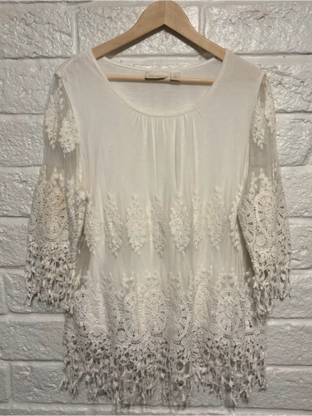Chicos White Cream Crochet Lace Fringe Tunic Top Size 2 Large